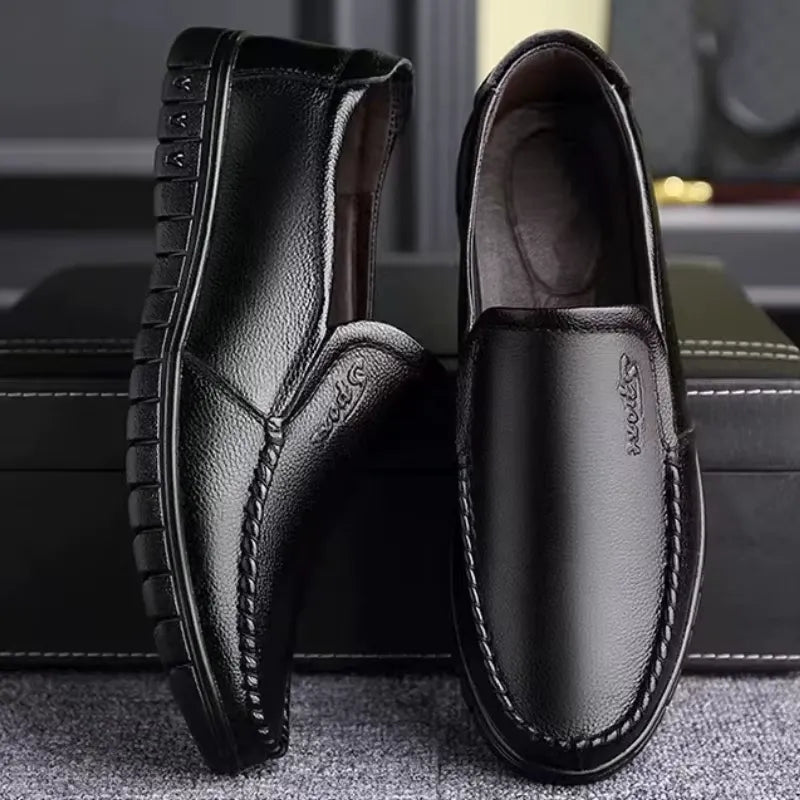 SOFT BLACK LEATHER MOCCASINS 2026-TZN